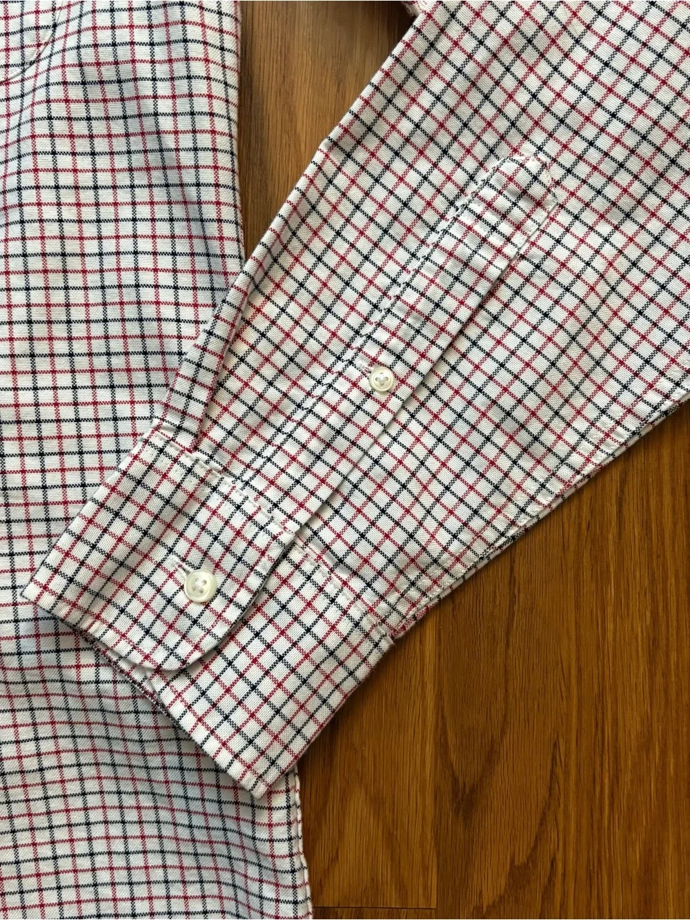J Crew Shirt Red Black Stripes Button Up Long Sleeve Mens Small Slim Fit Casual